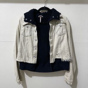 Jean/hooded jacket